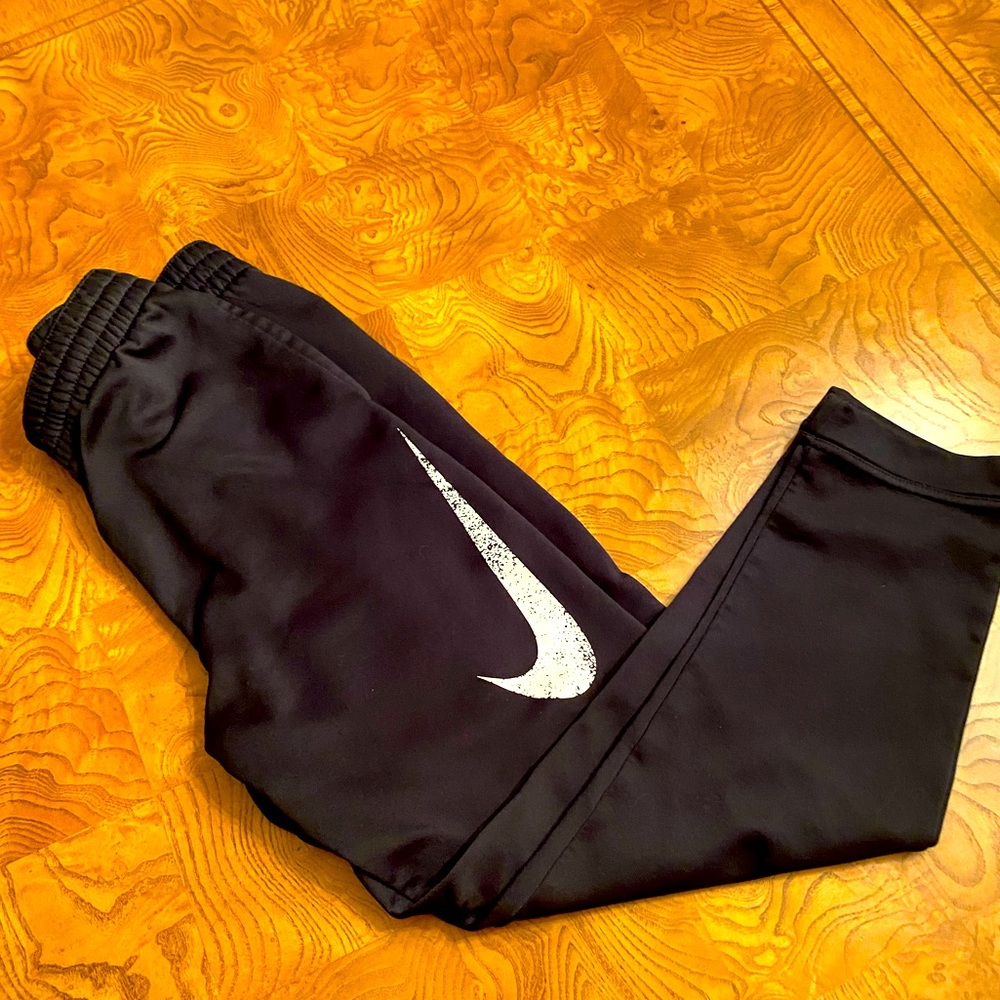 Nike sweat pants. Medium - Picture 1 of 2